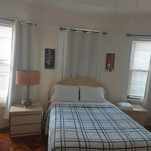 Homestay Crsytal Chateau, New York