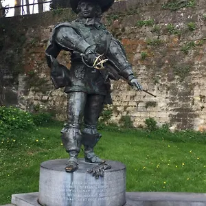 https://artagnan-bb.maastrichthotels.net